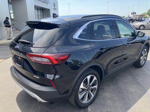 2025 Ford Escape Platinum