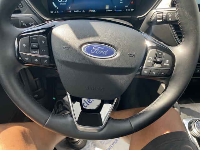 2025 Ford Escape Platinum