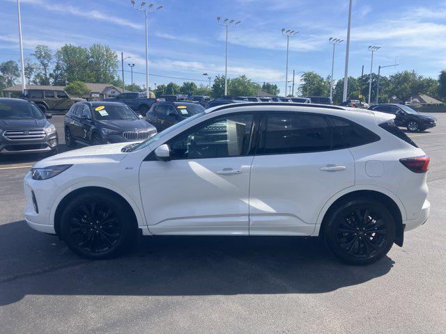 2023 Ford Escape ST-Line Elite