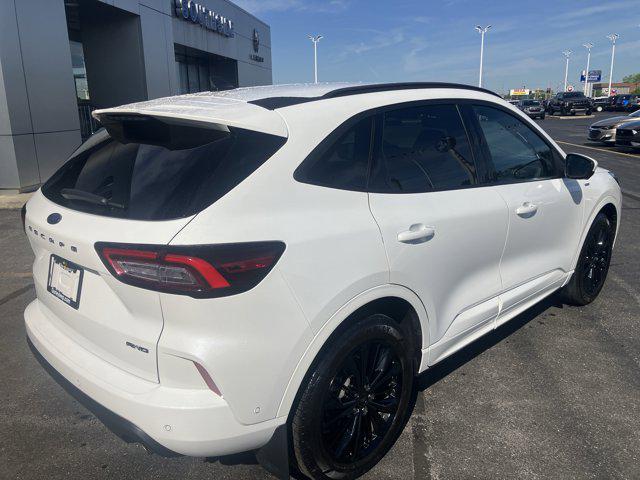 2023 Ford Escape ST-Line Elite