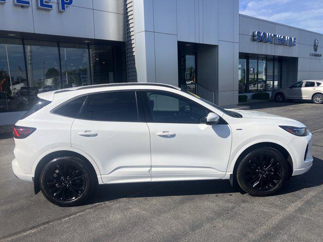 2023 Ford Escape ST-Line Elite