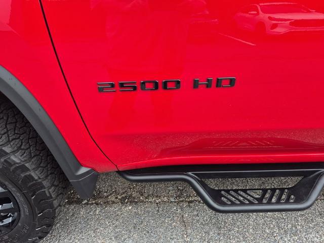 2025 Chevrolet Silverado 2500HD 4WD Crew Cab Standard Bed LT