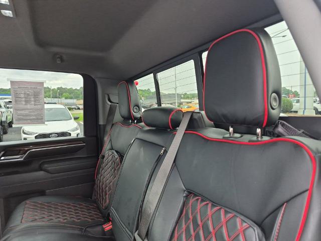 2025 Chevrolet Silverado 2500HD 4WD Crew Cab Standard Bed LT