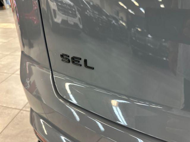 2025 Volkswagen Atlas Cross Sport 2.0T SEL R-Line Black