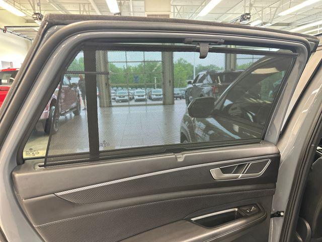 2025 Volkswagen Atlas Cross Sport 2.0T SEL R-Line Black
