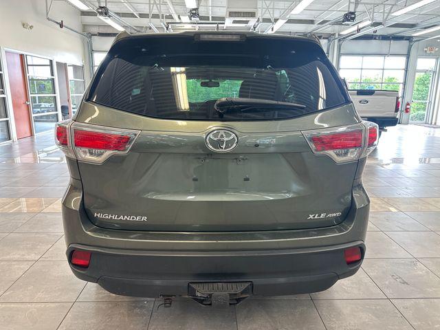 2016 Toyota Highlander XLE V6