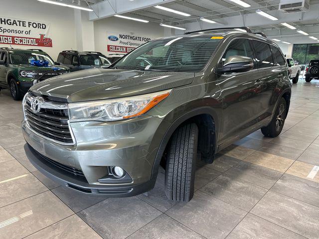 2016 Toyota Highlander XLE V6