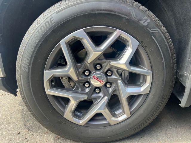 2023 GMC Sierra 1500 2WD Crew Cab Short Box SLT