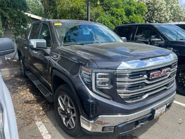 2023 GMC Sierra 1500 2WD Crew Cab Short Box SLT