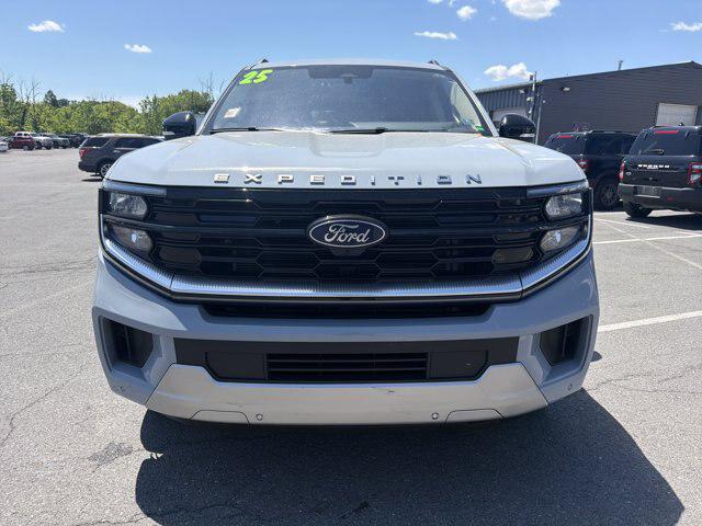 2025 Ford Expedition Platinum MAX