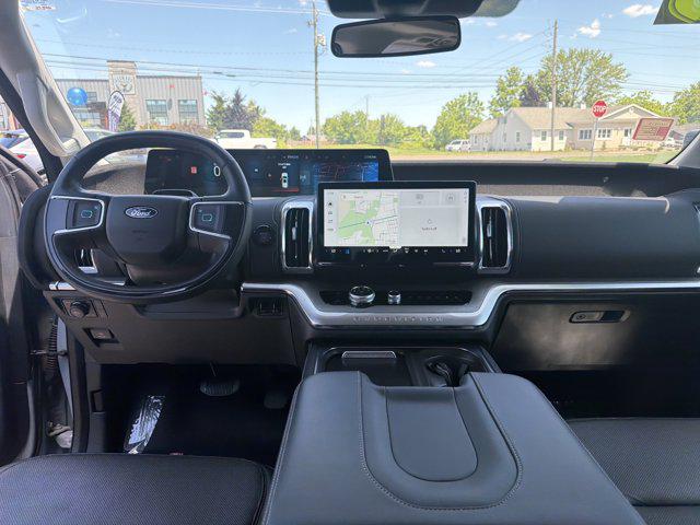 2025 Ford Expedition Platinum MAX
