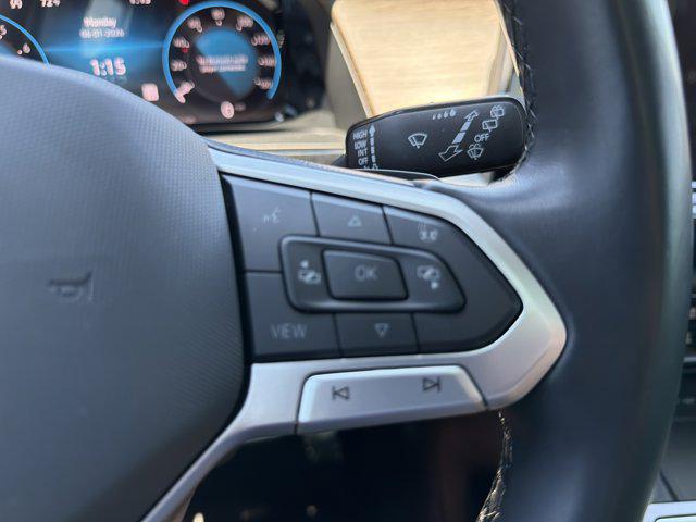 2024 Volkswagen Atlas 2.0T SEL Premium R-Line