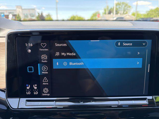 2024 Volkswagen Atlas 2.0T SEL Premium R-Line