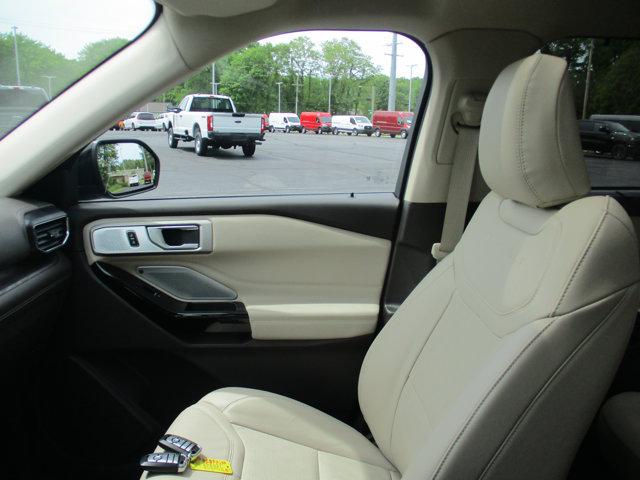 2024 Ford Explorer Platinum