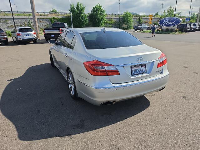 2012 Hyundai Genesis 3.8