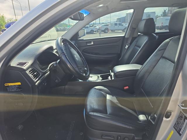 2012 Hyundai Genesis 3.8