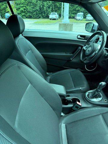 2013 Volkswagen Beetle 2.0L TDI