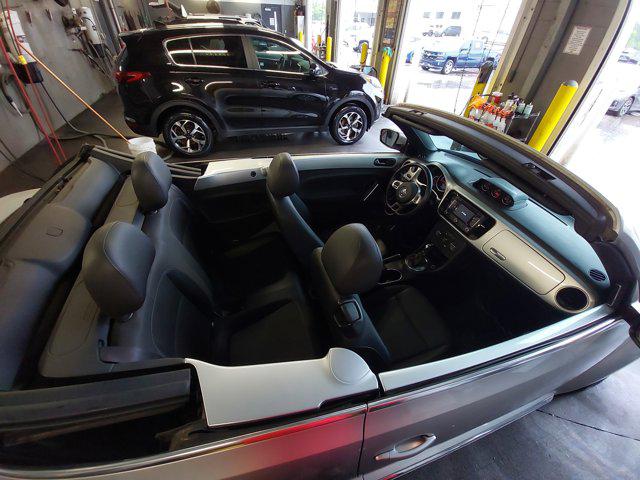 2013 Volkswagen Beetle 2.0L TDI