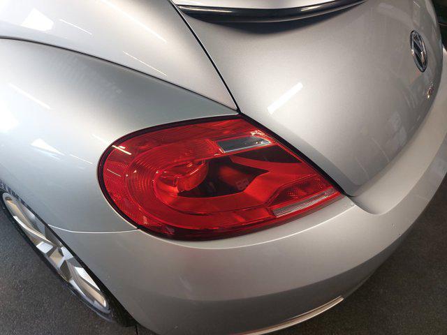 2013 Volkswagen Beetle 2.0L TDI