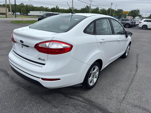 2015 Ford Fiesta SE