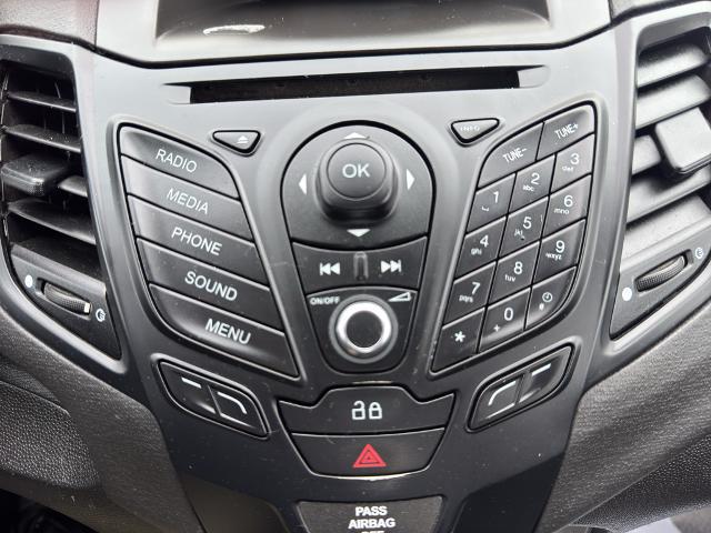 2015 Ford Fiesta SE
