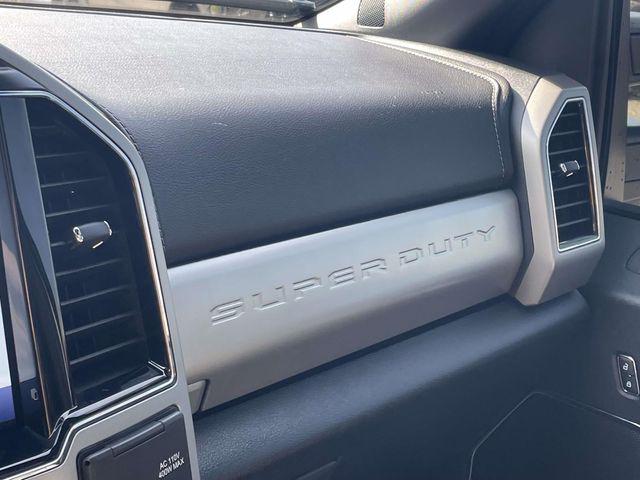 2022 Ford F-350 LARIAT
