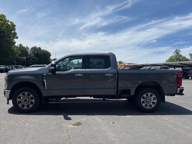 2025 Ford F-350 LARIAT