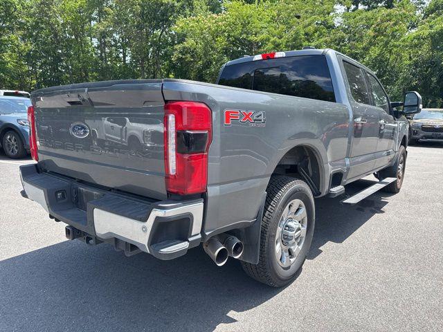 2025 Ford F-350 LARIAT