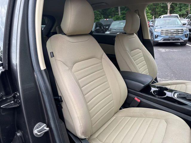 2017 Ford Edge SE