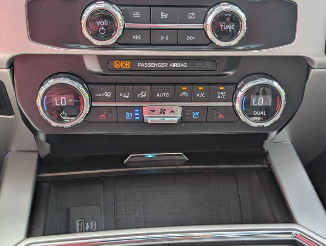 2022 Ford F-350 LARIAT