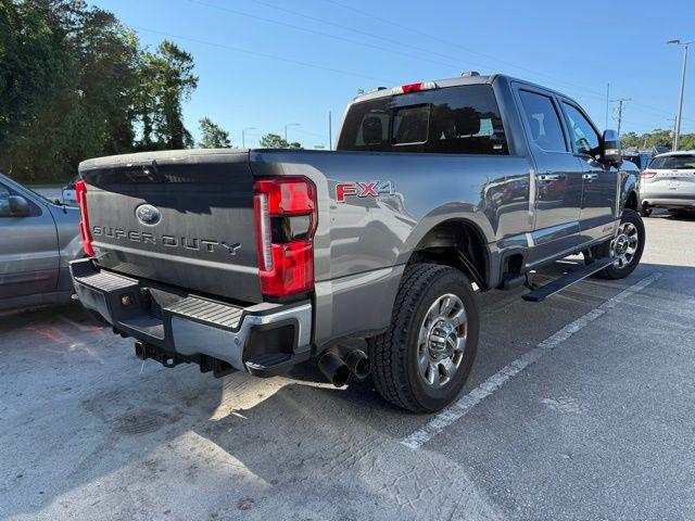 2023 Ford F-350 LARIAT