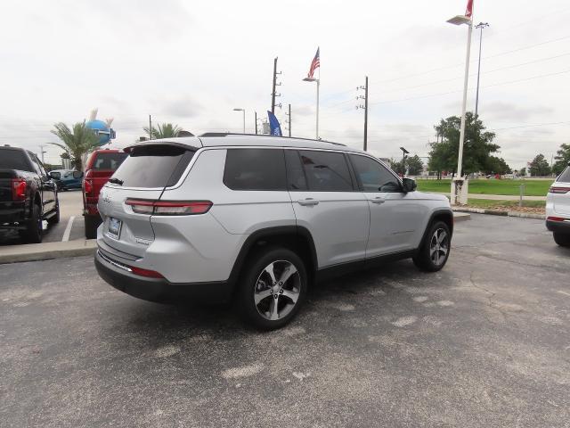2023 Jeep Grand Cherokee L Limited 4x2