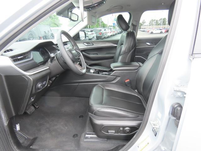 2023 Jeep Grand Cherokee L Limited 4x2