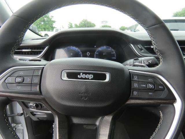 2023 Jeep Grand Cherokee L Limited 4x2