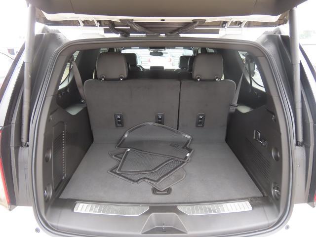 2023 Chevrolet Suburban 2WD RST