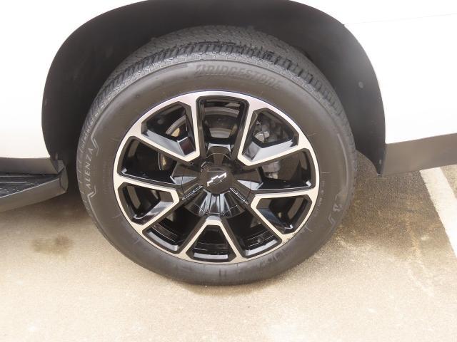 2023 Chevrolet Suburban 2WD RST