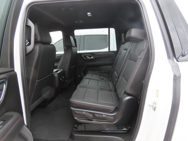 2023 Chevrolet Suburban 2WD RST