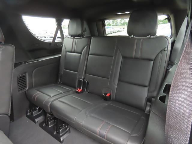 2023 Chevrolet Suburban 2WD RST