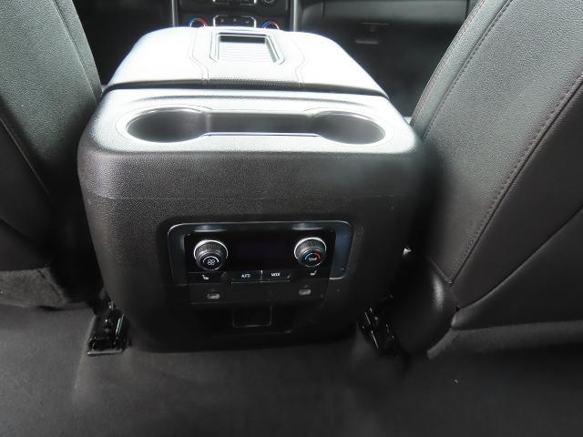 2023 Chevrolet Suburban 2WD RST