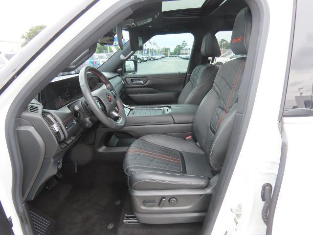 2025 Nissan Armada PRO-4X 4WD