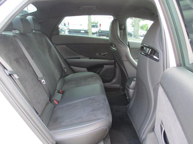 2025 Hyundai Elantra Base