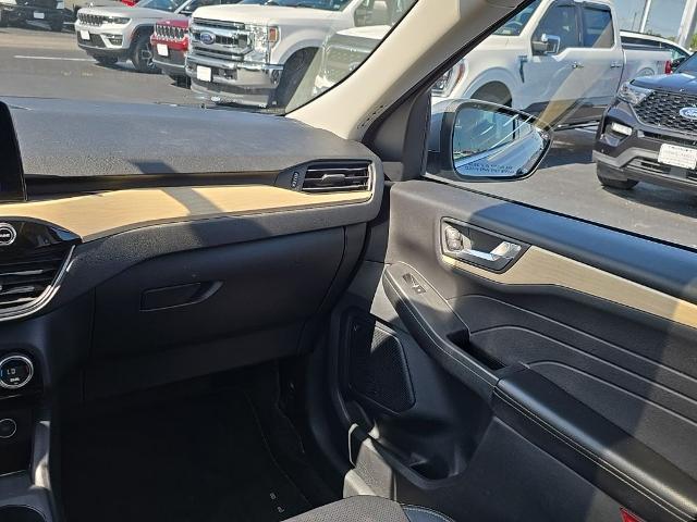 2021 Ford Escape Titanium