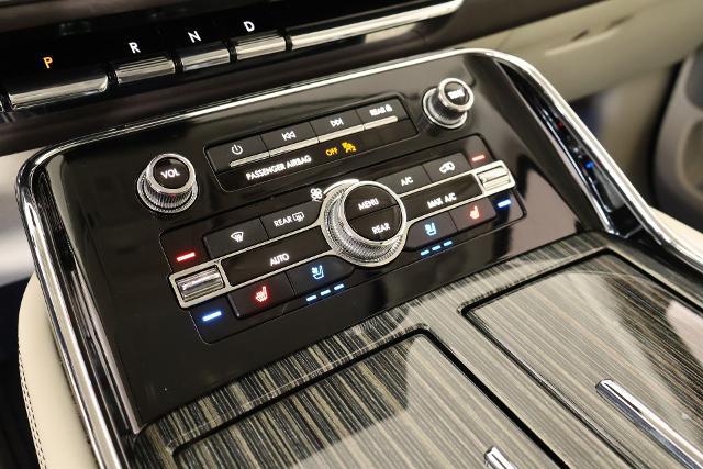 2023 Lincoln Navigator Black Label