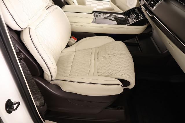 2023 Lincoln Navigator Black Label