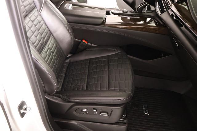 2024 Cadillac Escalade ESV 4WD Sport Platinum