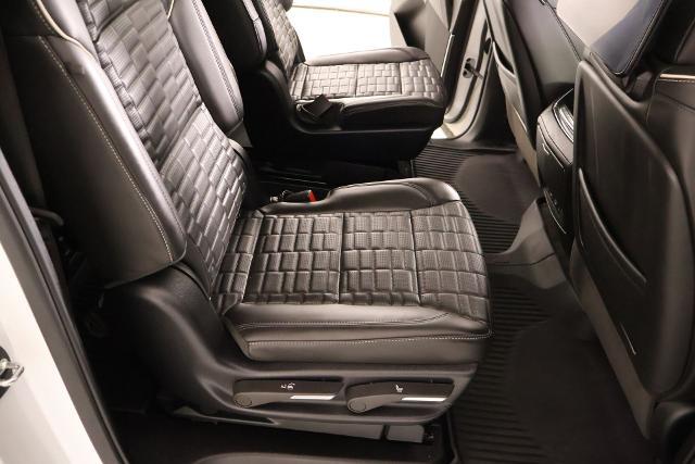 2024 Cadillac Escalade ESV 4WD Sport Platinum