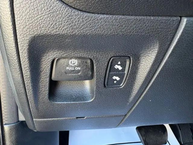 2023 Ram 1500 Laramie Crew Cab 4x4 5'7" Box