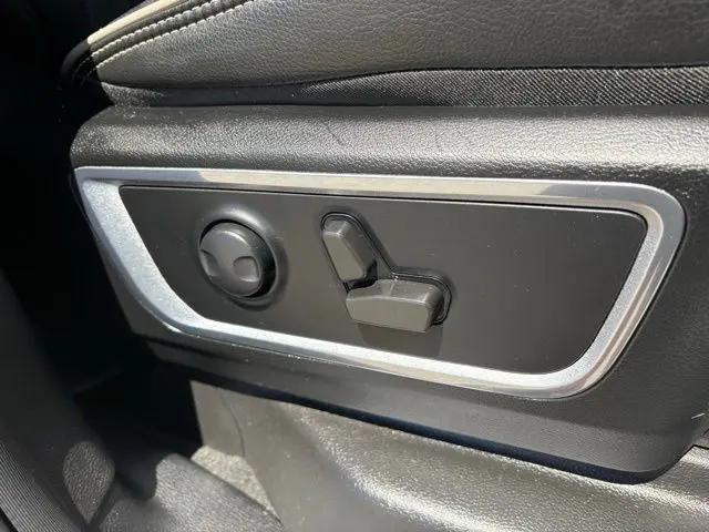 2023 Ram 1500 Laramie Crew Cab 4x4 5'7" Box