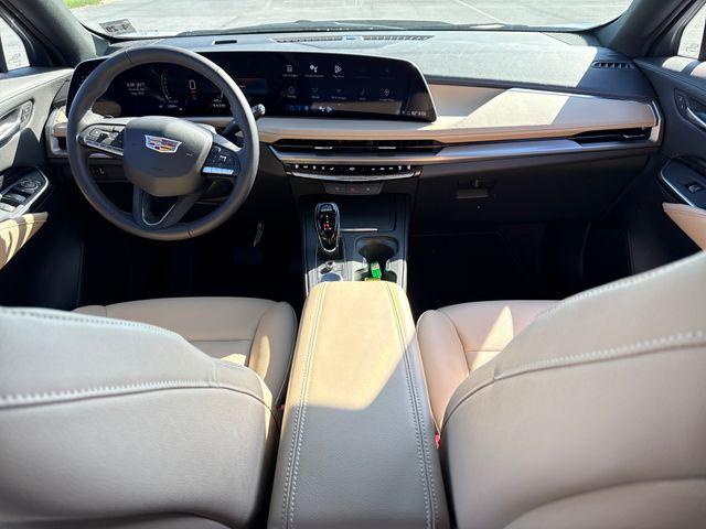 2024 Cadillac XT4 FWD Luxury