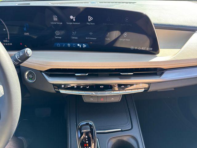 2024 Cadillac XT4 FWD Luxury
